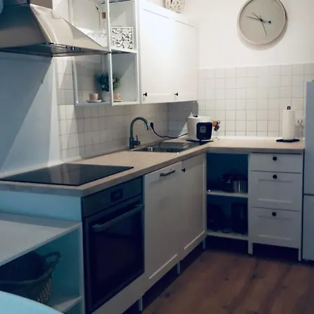 Apartment 3 Tannen In *